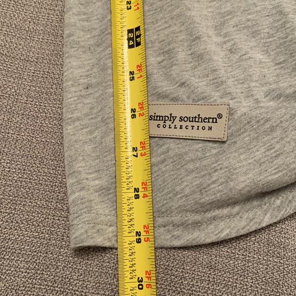 Like New Simply Southern Collection Twist Knot Plaid Top Christmas Holiday - Picture 8 of 12